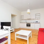 Ringi Heritage Old Town Residences - The Log Wall Apartment - Terrace & Parking * Pärnu